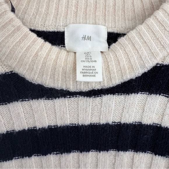 H&M Navy & Cream Ribbed Wool Blend Striped Knit Sweater Large - Picture 8 of 9
